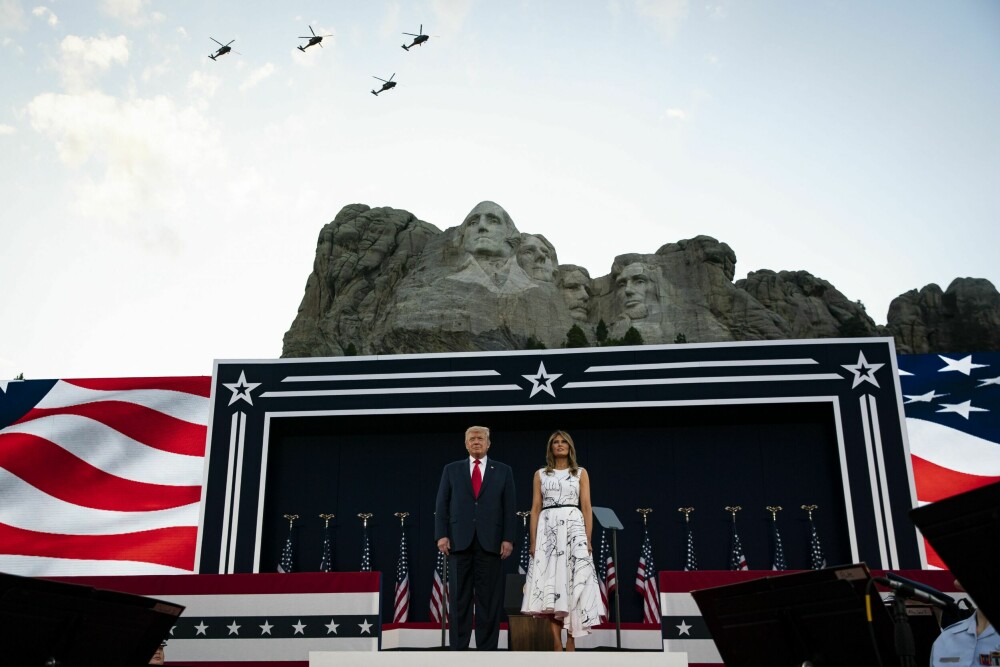 <b>− JEG VIL OGSÅ:</b> Donald Trump synes han bør få plass blant presidentene som er hugget ut i Mount Rushmore.