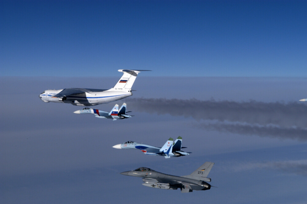 <b>ARBEIDSHEST:</b> Etter krigsoperasjoner over Kosovo, Afghanistan og Libya, foruten hyppig beredskaps­kontakt med russiske fly, havnet de norske F-16-flyene på bruktmarkedet.