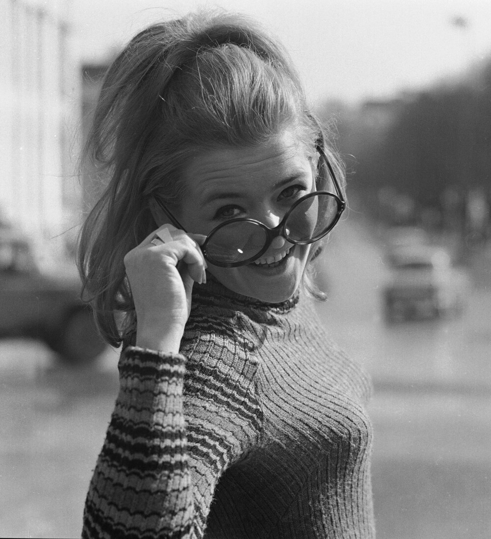 <b>KARL JOHAN:</b> Kirsti Sparboe representerte Norge i den internasjonale Grand Prix konkurransen i 1969 med sangen Oj, Oj, Oj så glad jeg skal bli. Her er hun fotografert på Karl Johans gate.