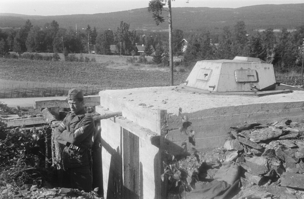 <b>I NORSK BRUK:</b> Det ene av tre tårn på Neubaufahrzeug-stridsvognen som ble sprengt i Kvam endte på en norsk bunker ved Haslemoen etter krigen.