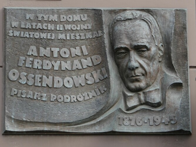 <b>TILBAKE:</b> Etter mange år i kulden under kommunismen, er Ferdynand Ossendowski tilbake i bokhandlere og på monumenter i hjemlandet Polen.