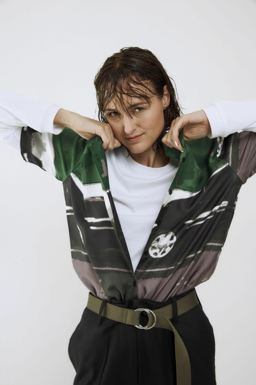 KOMIKK OG ALVOR: Da Renate spilte i humorserien Best før sammen med Linn Skåber, fant hun en måte å «fryse» ansiktet på for ikke å le av Linn. Renate trives med humorroller, men det var ikke derfor hun valgte å bli skuespiller. Aller helst vil hun jobbe med det som har substans.