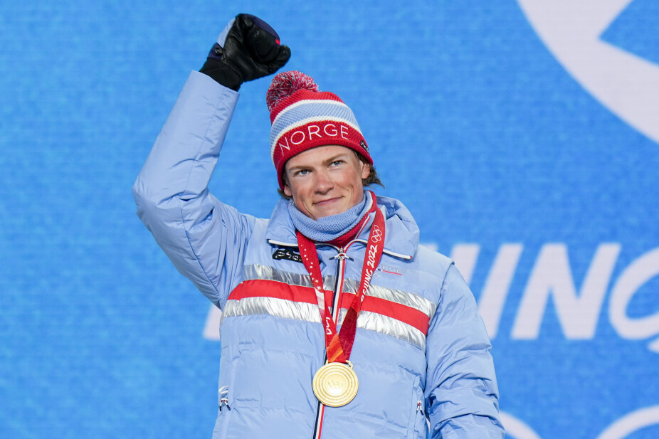 GULL: Johannes Høsflot Klæbo tok gull på sprinten fri teknikk under vinter-OL i Beijing 2022. Kan han følge opp med flere medaljer?Foto: Heiko Junge / NTB