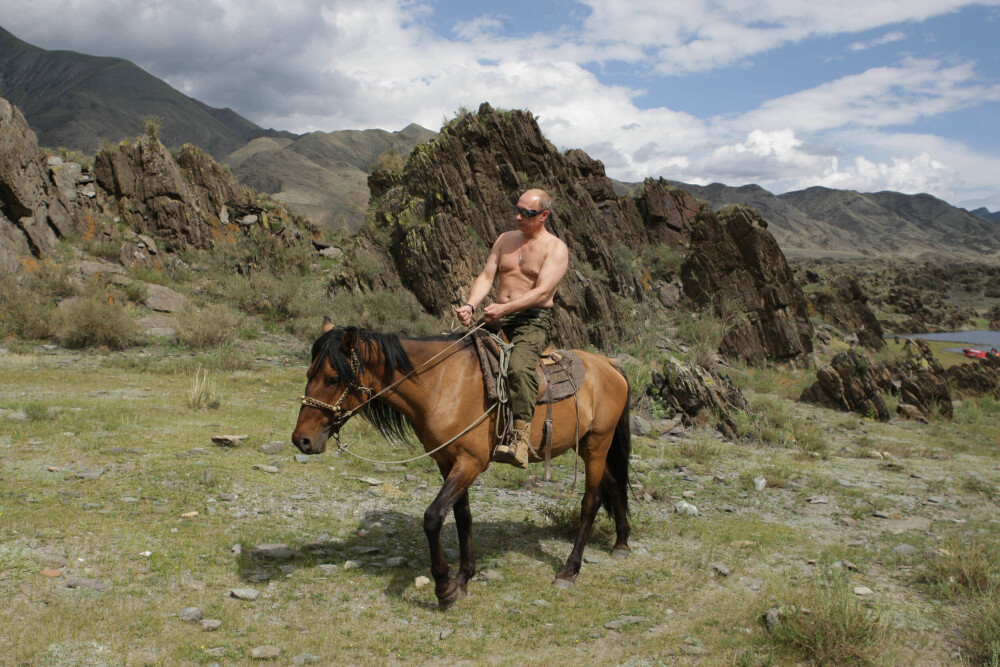 <b>JORDNÆR FERIE:</b> Slik liker Vladimir Putin å fremstå på ferie. Det offisielle bildet stammer fra en ferie i Sibir.