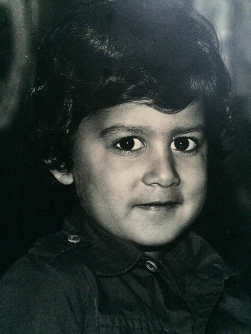 SJARMØR: At Abid i det hele tatt smilte som guttunge, sier en god del om han ukuelige pågangsmot.