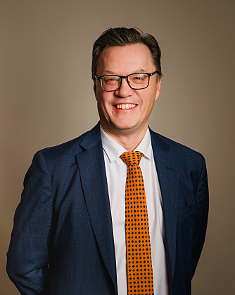 Roar Vegsund er advokat og partner i Stiegler Advokatfirma. Han jobber hovedsakelig med rettsområdet offentlig barnevern.