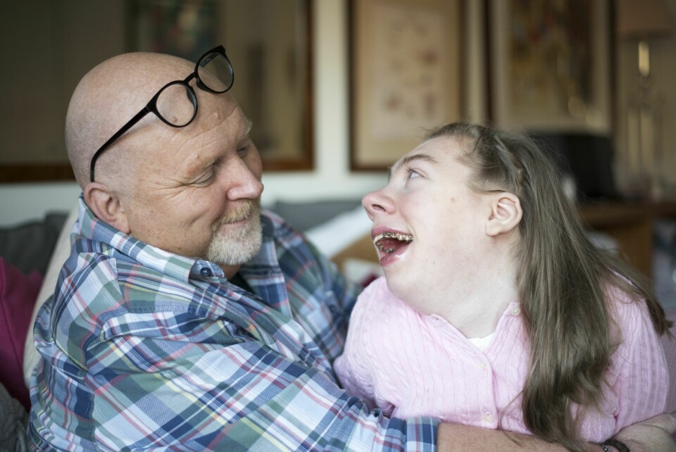 STOLT PAPPA: Tross bekymringer og slit, det er ingenting som slår livet som pappa til Petrine når hun belønner alt med et smil.