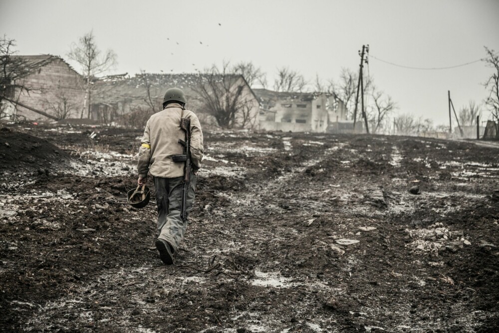 <b>TUNGE STEG:</b> Ved fronten, krigen i Ukraina