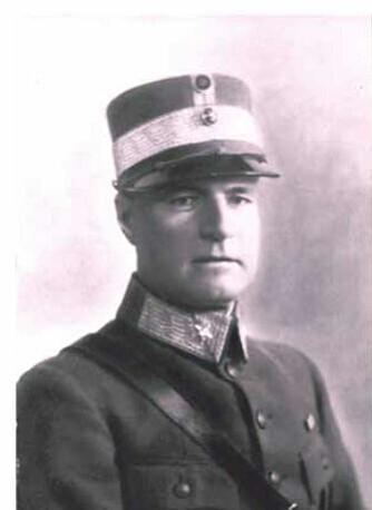 <b>VILLE IKKE PROVOSERE:</b> Generalmajor Einar Liljedahl trakk seg først tilbake og sendte så sine soldater hjem uten å ha vært i kontakt med tyske tropper − og lot fenrik Thor O. Hannevig ta opp kampen mot tyskerne med frivillige.