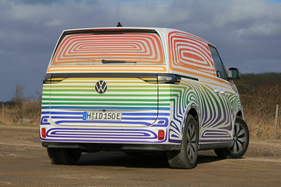 2001: For hele 21 år siden ble konseptet Microbus vist frem som et tidlig tegn på at en ny folkevognbuss var på gang.