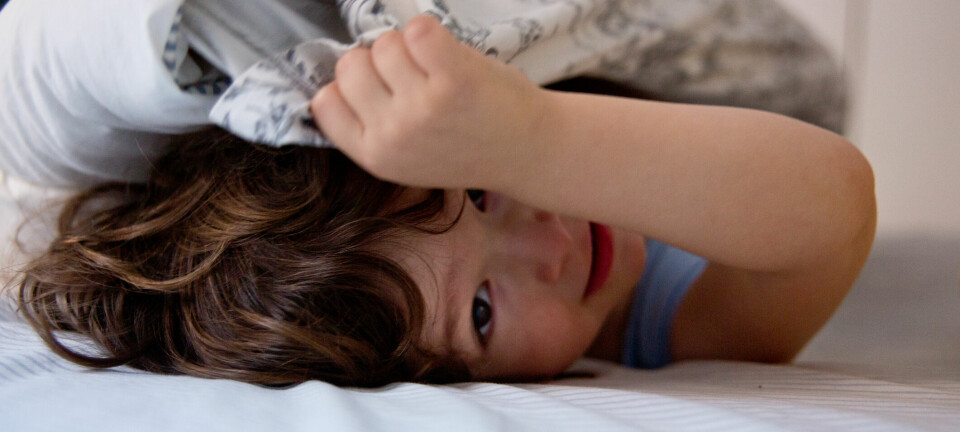 Hva gjør jeg for å få barnet mitt til å sovne om kvelden?