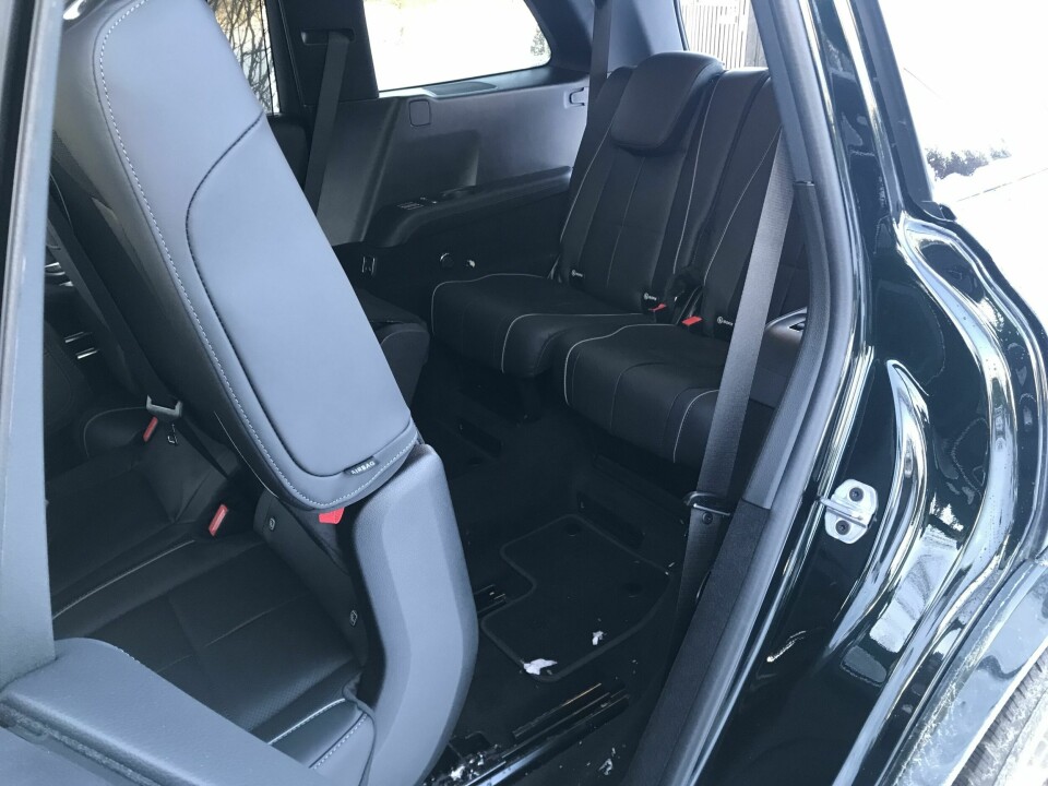 BAKERST: Når det gjelder de bakerste setene er plassen best i Mercedes-en.