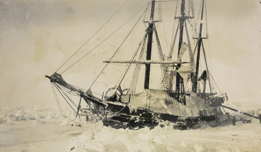 <b>SKRUDD FAST:</b> Den legend­ariske polarskuta «Fram» var Lindstrøms hjem i årevis, på ekspedisjoner både i Arktis og Antarktis.