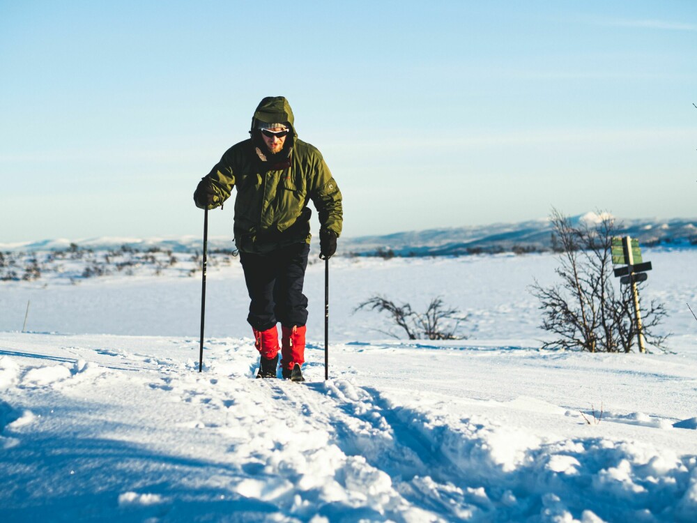 <b>NYE MULIGHETER:</b> Ski gir deg mulighet til å oppdage naturområder som er utfordrende å nå til fots. Her er vi på tur innover fjellandskapet ved Vinjevegen i Stor-Elvdal. 