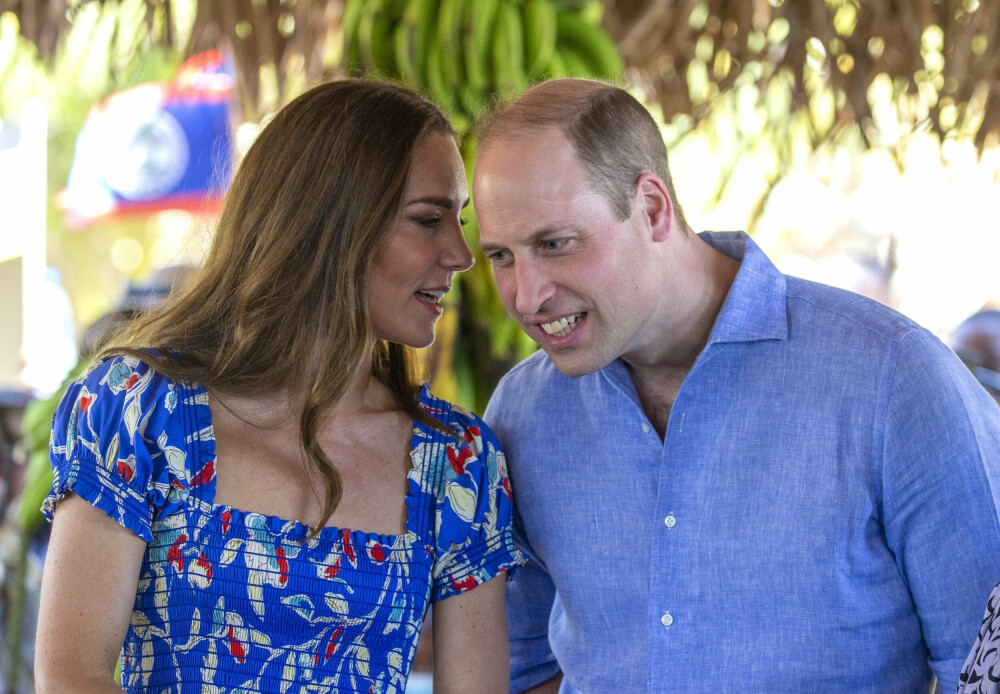 <b>      KATE OG WILLIAM:</b> Hertuginne Kate og prins William hvisket stadig hemmeligheter til hverandre i Karibia.