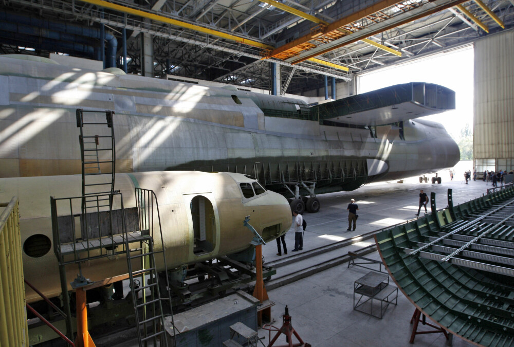 <b>NUMMER 2:</b> Noen kilometer unna Hostomel står det andre eksemplaret av An-225 Mriya.
