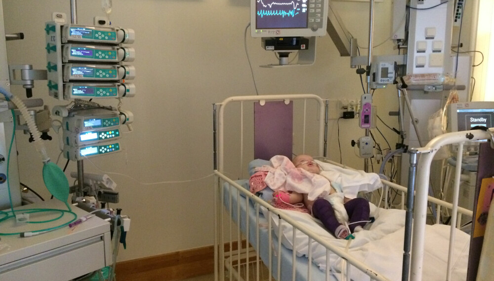 PÅ RIKSHOSPITALET: Melina er 3 måneder gammel, og har gjennomgått en operasjon. 