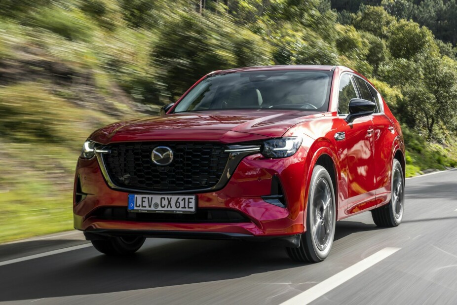 <b>TIL NORGE:</b> Siden Norge er blant prioriterte land kommer de første versjonene av Mazda CX-60 allerede i juli med en startpris på 569 900 kroner. 