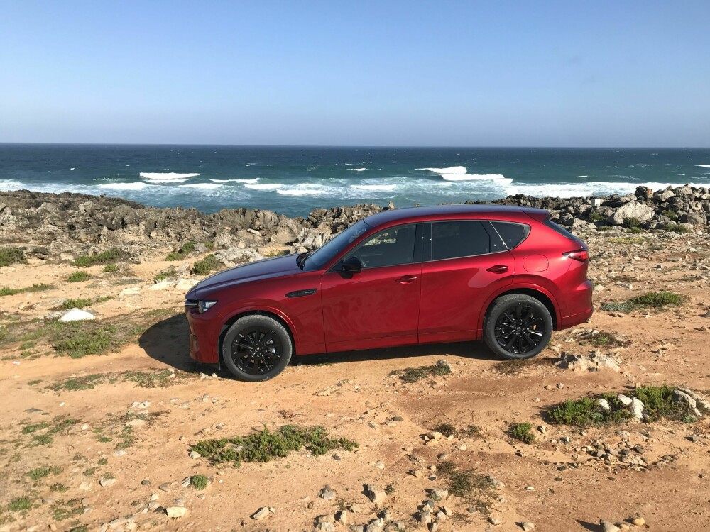 <b>PRØVEKJØRT:</b> Vi fikk en kort kjøretur med nye Mazda CX-60 i Portugal.