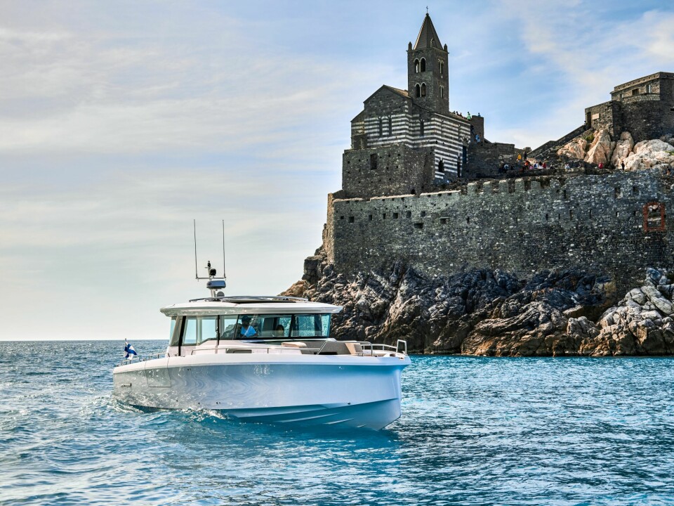 KJENT STIL: Det særegne baugdesignet er fortsatt et markert trekk hos Axopar.