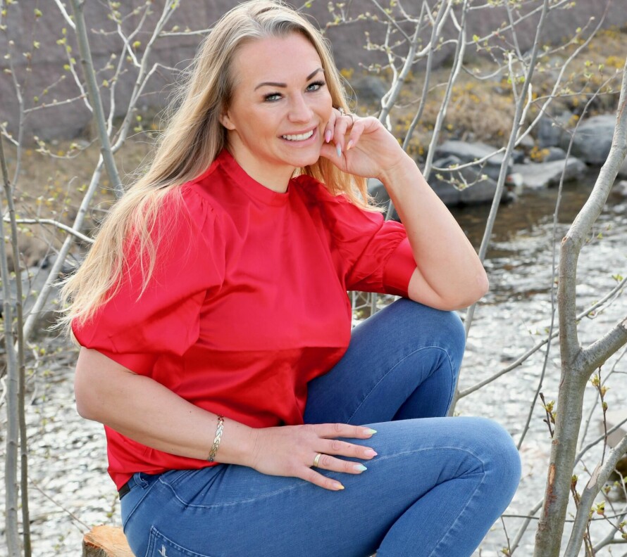 BEDRE LIV: Henriette Borchgrevink gikk fra hektisk jobb med millionlønn til et liv på NAV uten fremtidsplan. Det innebar stor skam, men ble starten på et friskere og rikere liv.