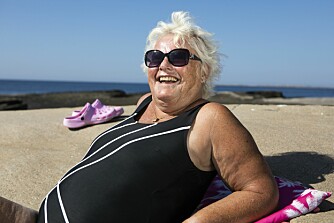 <b>LOKAL:</b> Lena Bratt nyter solen på varme svaberg på øya Bohus-Malmön.