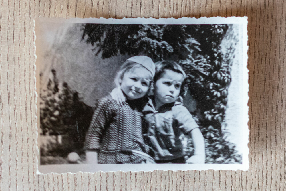 <b>GODE VENNER:</b>Camilla og Jens, Jugoslavia 1962 eller 1963
