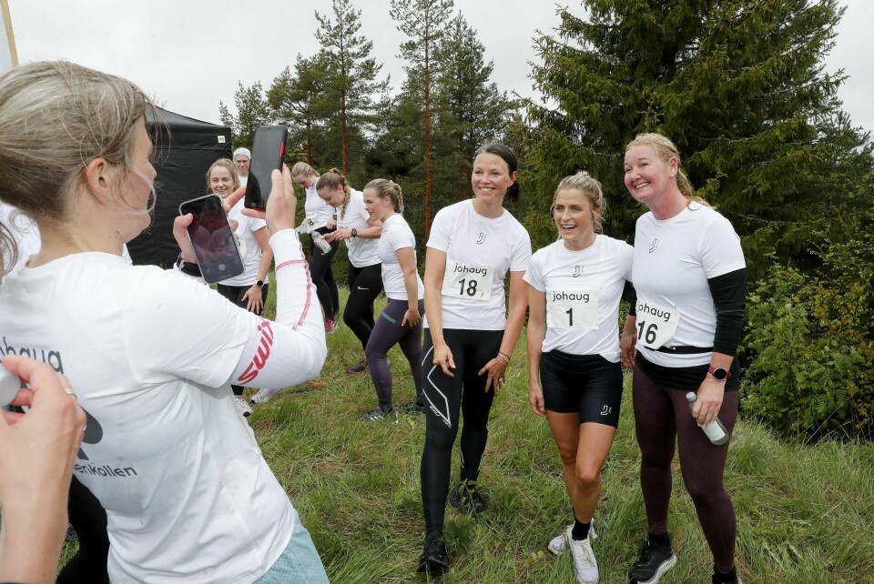 POPULÆR: Mange av deltagerne i «Johaug Up» vil ha bilder sammen med hele Norges skidronning.