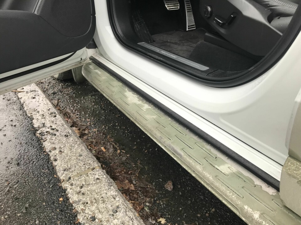 GRISETE: Tøft med stigtrinn, men ikke særlig praktisk når de blir fulle av skitt. Du kommer garantert til å subbe buksebena borti.