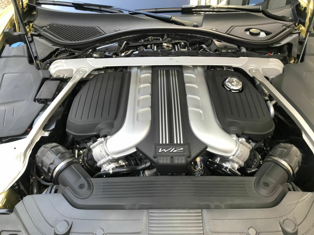 <b>SVANESANG:</b> W12-motoren fases snart ut hos Bentley. 