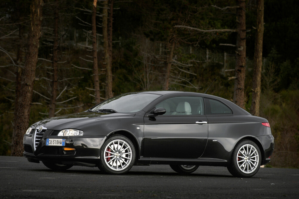 <b>SKJØNNHET:</b> Bertone gjorde Alfa Romeo GT til en fryd for øyet. 