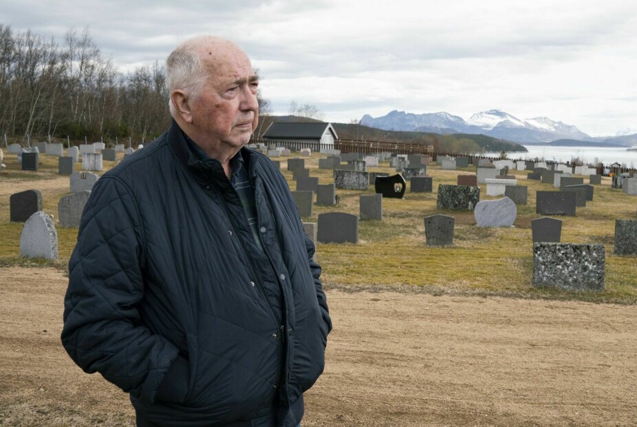 <b>BITTER:</b> Per Tore Kristensen var ansatt i Forsvaret og mistet både kona Britt og to barn i Grytøya-ulykken. 50 år etter venter han fortsatt på en beklagelse for Forsvarets forsømmelser.