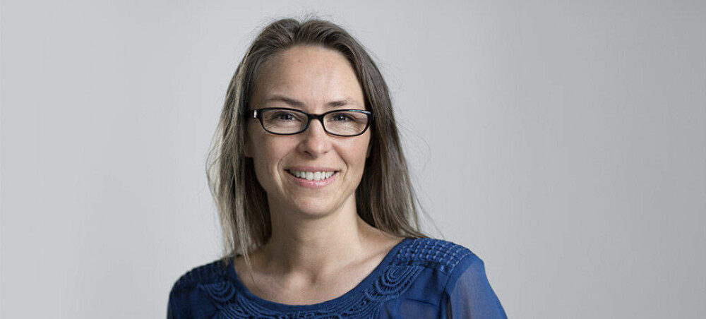 Caroline Lorentzen er utdannet homøopat MNHL. Hun er én av Norges mest etterspurte barneterapeuter om temaer som søvn, spiseproblematikk, samspill og tilknytning.