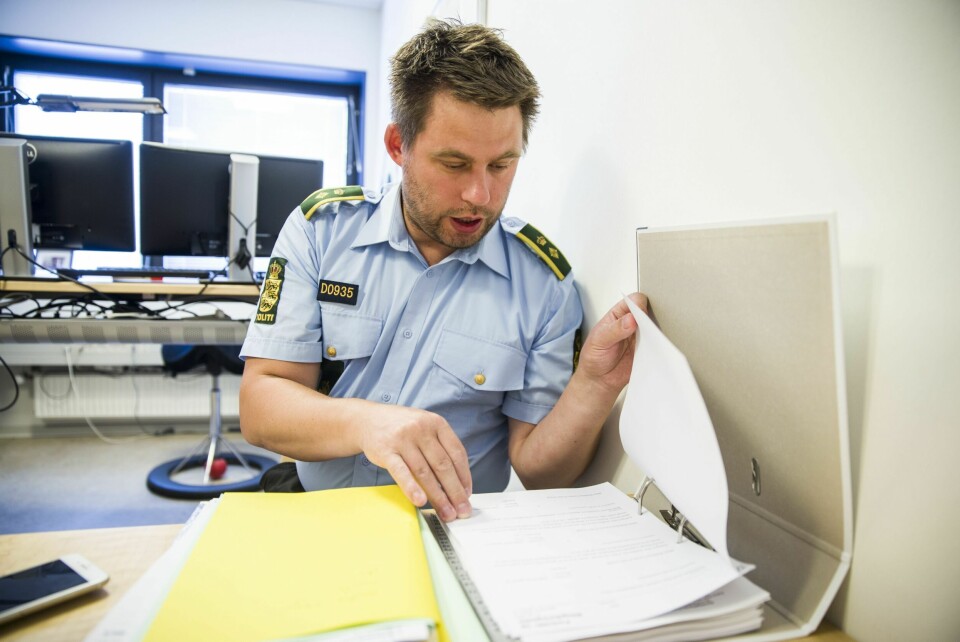 ETTERFORSKER I KØ: Allan Lørup ved Nordsjællands Politi ledet etterforskningen mot Inger Marie Nerby (Maria Madeleine Steen) i Danmark i 2018. Saken endte i en tiltale på 24 punkter.