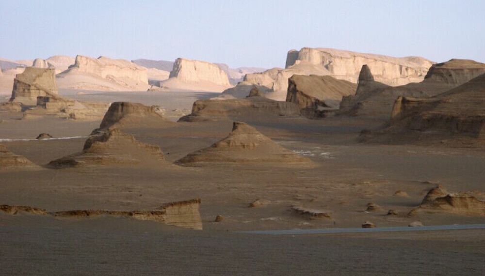 Dasht-e Lut-ørkenen i Iran er ubebodd. Det er ikke så rart.