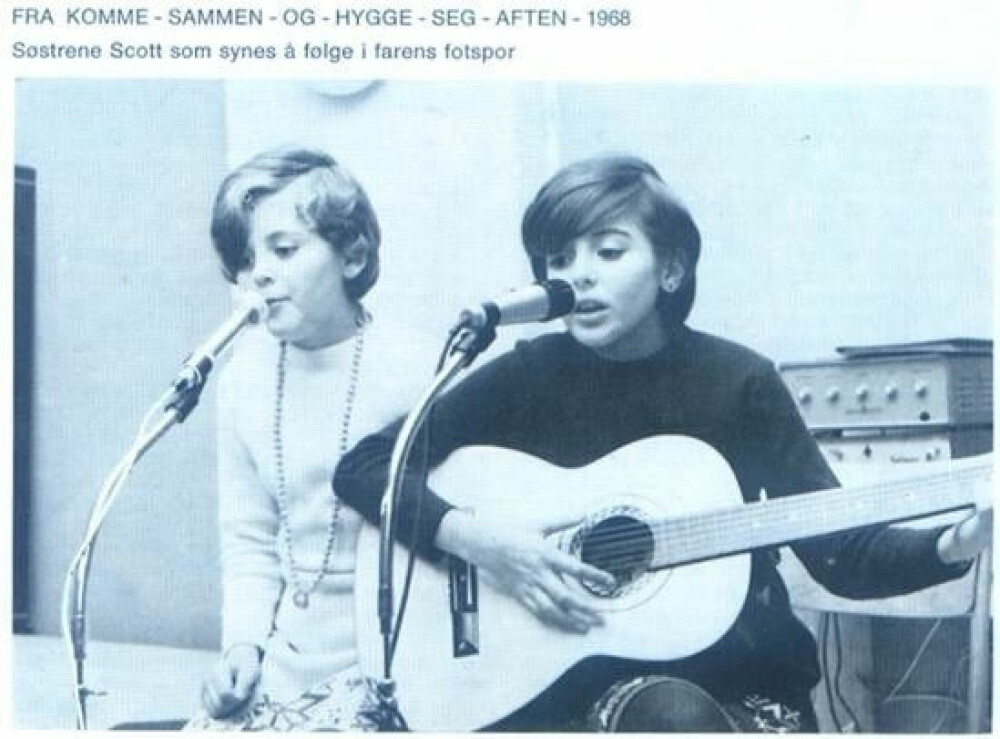<b>MARITA OG CLAUDIA SCOTT:</b> Marita (her 10) og Claudia (her 11) sang og spilte sammen, både med egne små konserter og også som en del av faren Clives større. Bildet er tatt vinteren 1968.
