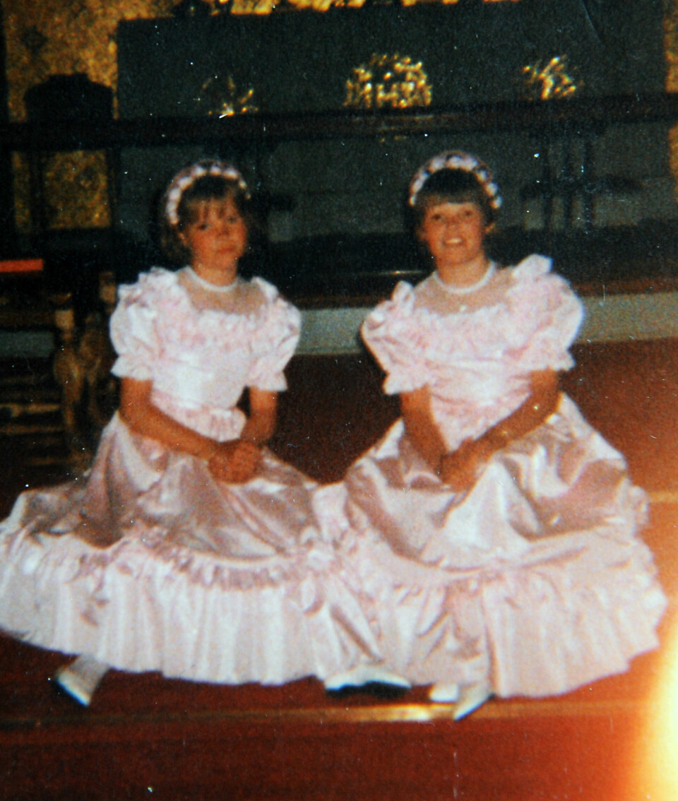 SAMMENSVEISET: Tanja føler at det spesielle båndet tvillingsøstrene delte, ikke er revet over selv om Wanja døde som 14-åring.