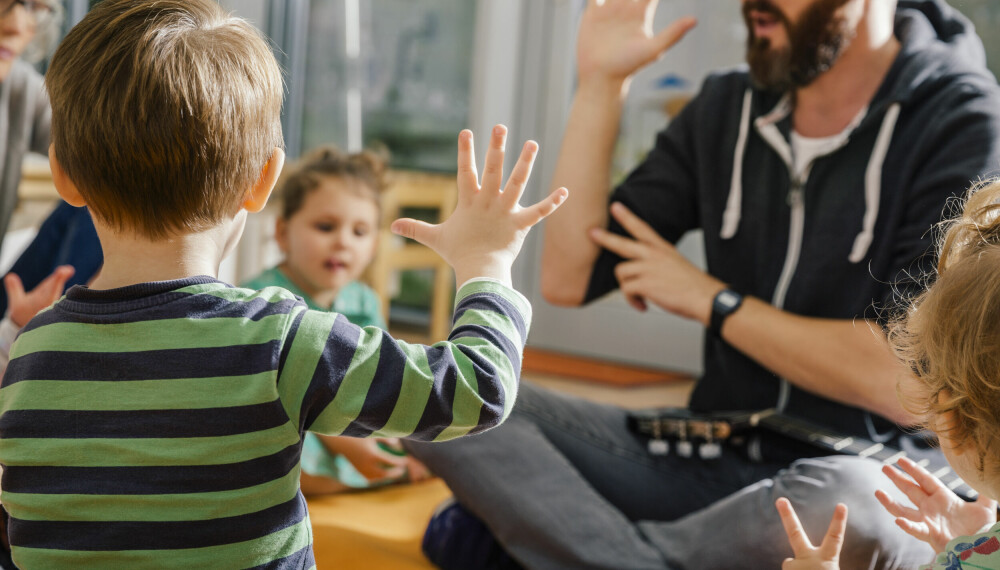 TILKNYTNING ER VIKTIG: For barna i barnehagen er det viktig å skape gode relasjoner til både de voksne og de andre barna.