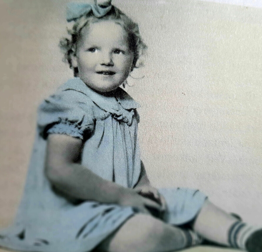 FRYKTET SYKDOM: Jorunn avbildet som barn.