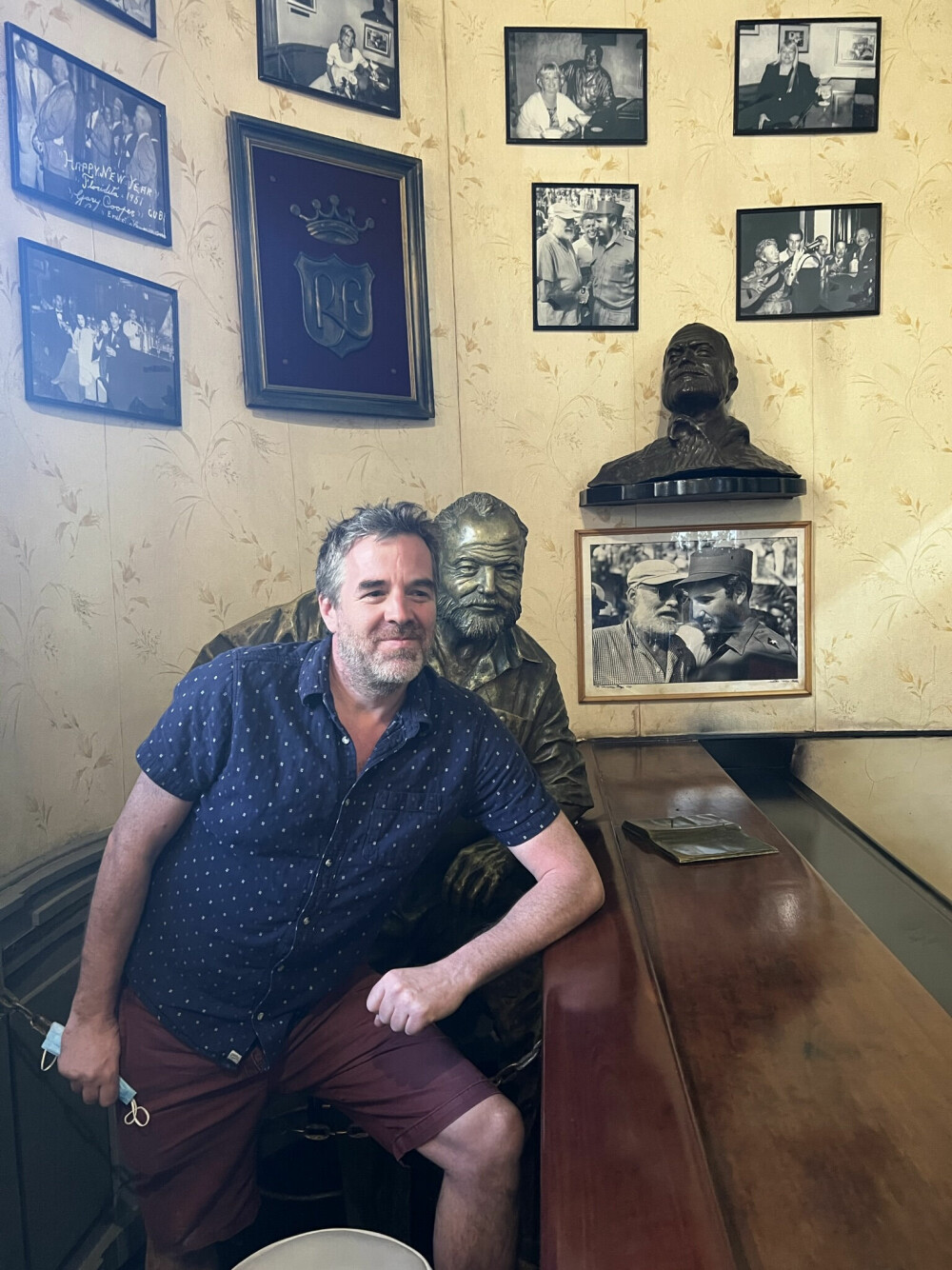 <b>KLASSIKER:</b> På El Floridita er det påkrevd at man drikker en Daiquiri og poserer sammen med statuen av Ernest Hemingway.