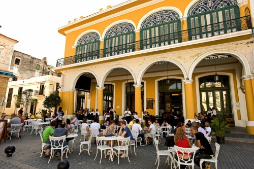 <b>MIKROBRYGGERI:</b> Taberna de la Muralla på Plaza Vieja er hyggelig, med godt utvalg av øl.