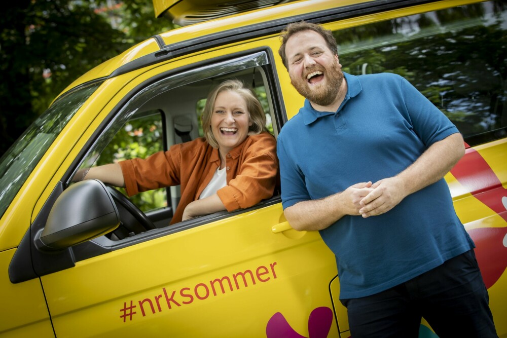 <b>SAMKJØRTE:</b> Tuva og Ronny ledet «Sommerbilen minutt for minutt» sammen i 2020. 