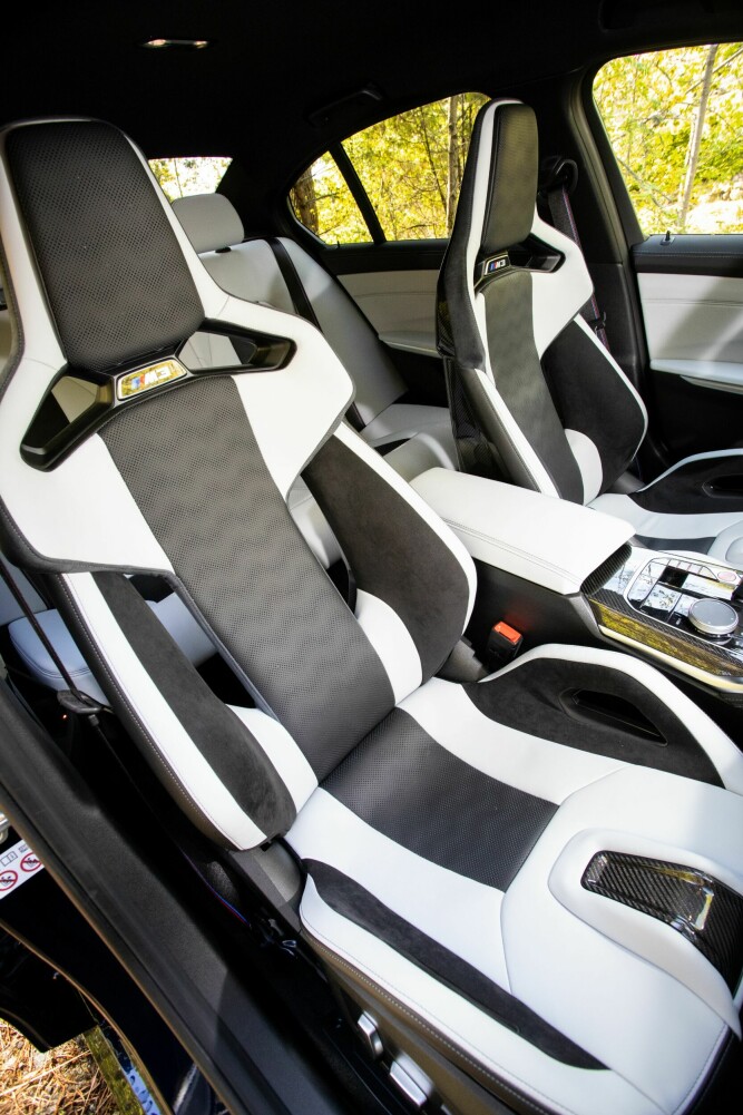 <b>RÅTT:</b> Karbonsetene i M3 har heftig fasong, men også nydelig sittekomfort på langtur. 