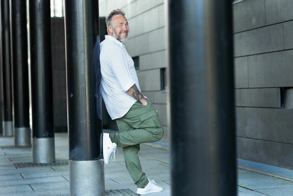 GODT LIV: – Jeg kjenner ikke noe sug når jeg går forbi ølhyllen på butikken, eller når jeg er på fest. Tanken om at «nå hadde det vært godt med en øl», popper opp. Det hadde vært rart hvis den ikke gjorde det, men jeg har ikke måttet kjempe for ikke å drikke, sier Michael.