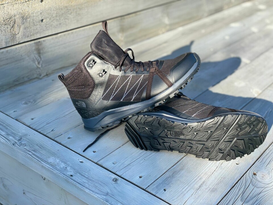 THE NORTH FACE LITEWAVE FASTPACK II MID WP: Funker greit for lett bruk og har en fin pris, men skal man på langtur trenger man en mer solid sko.