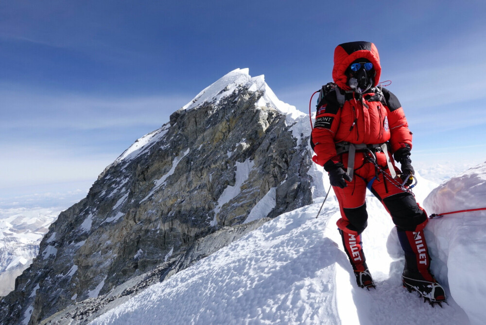 <b>NEDTUR:</b> Mount Everest var ikke nok for Kristin Harila 22. mai i år. Hun tok like godt nabofjellet Lhotse i samme slengen.