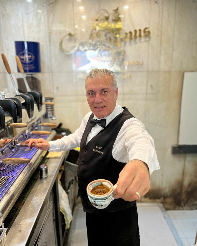 <b>NAPOLI:</b> Ta en espresso på Gran Caffe Gambrinus. 