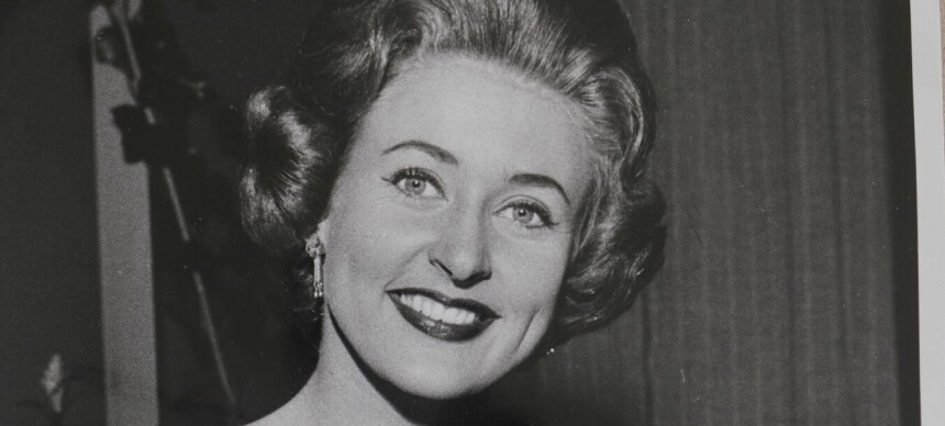 NRK-Inger-Lise om frierbrevene: – Han fortalte at han kysset meg på skjermen