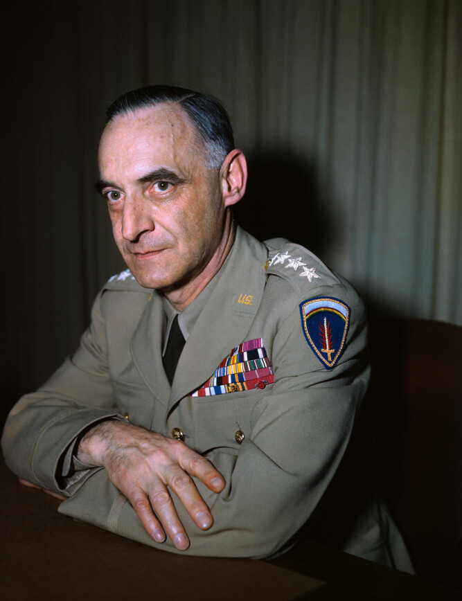 <b>HARD I KLYPA:</b> General Lucius D. Clay var sjef for de amerikanske styrkene i Tyskland de første årene etter krigen, og var kjent for å ikke gi ved dørene når sovjet bøllet. 