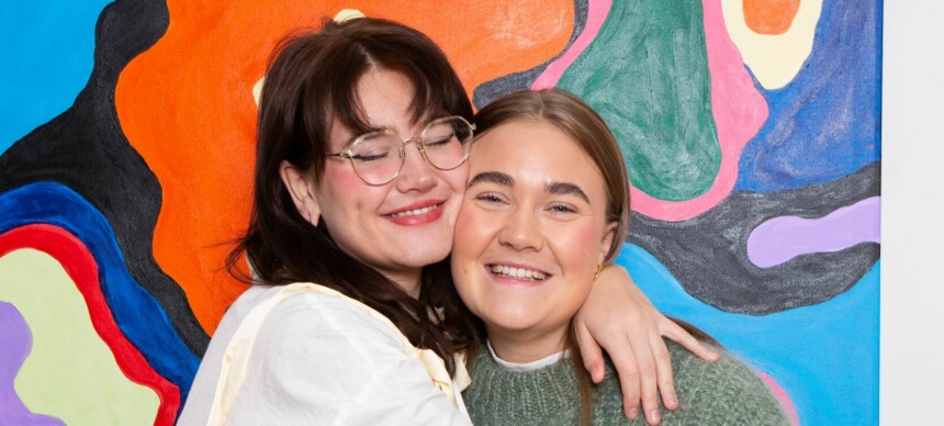 Ina og lillesøster Marte testet seg begge for det dødelige genet. Så ringte telefonen